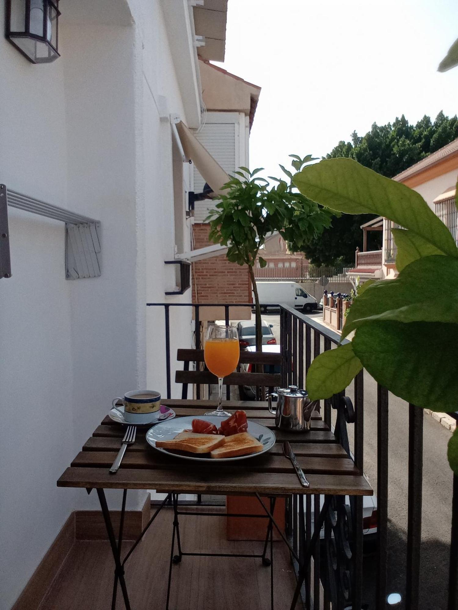 Ferienwohnung Oasis En La Ciudad Málaga Exterior foto